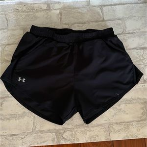 Under Armour Black Shorts Size Small VGUC